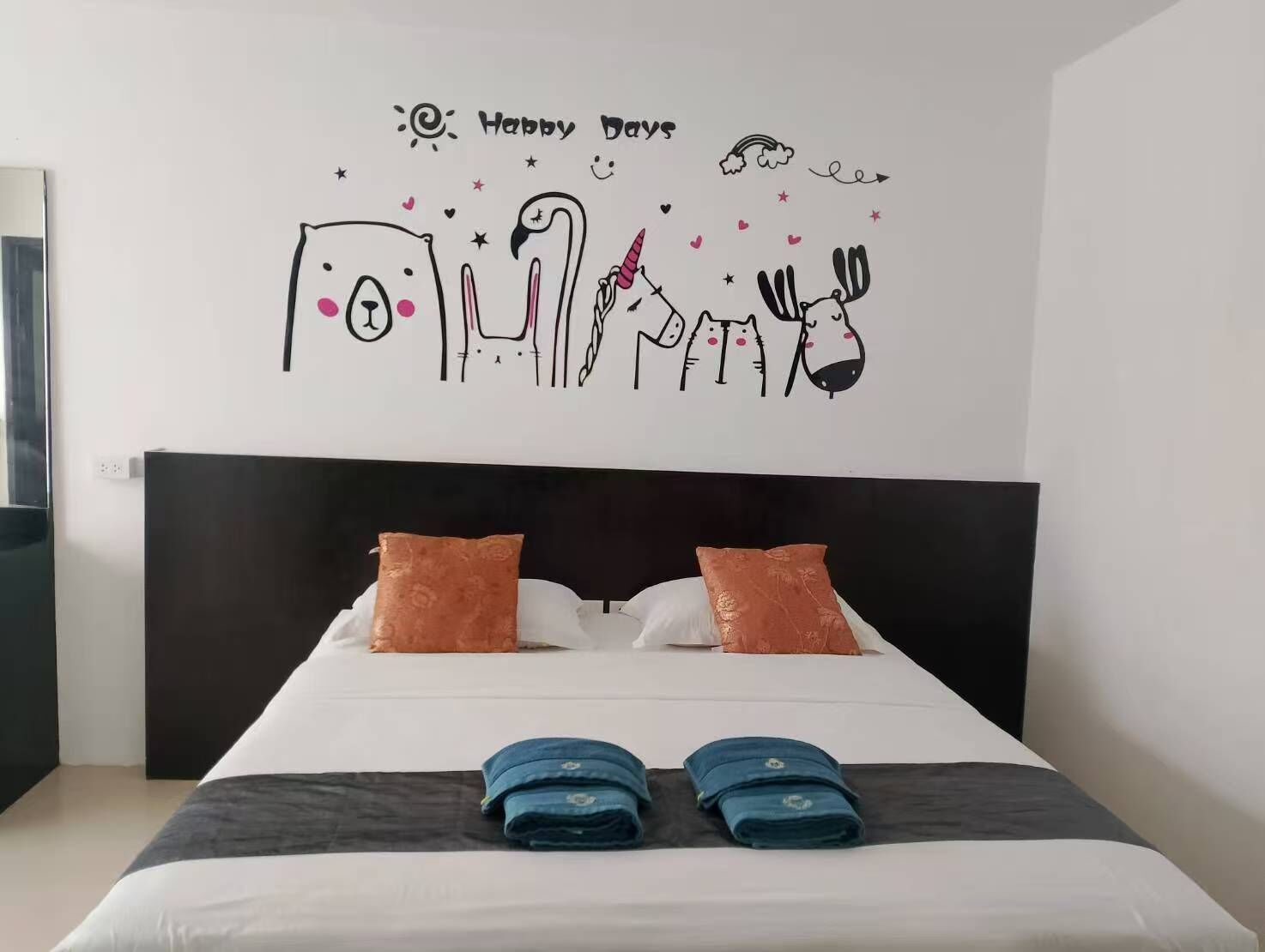 Comfort Double Room | Laptop workspace, blackout drapes, iron/ironing board, free WiFi