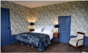 Family Room, Garden View | Free WiFi - Domaine de la Briouse (Sanxay)