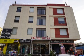 واجهة المنشأة