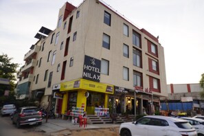 Free self parking - Hotel Nilax (Jaipur)