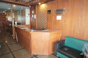 Reception - Hotel Nilax (Jaipur)