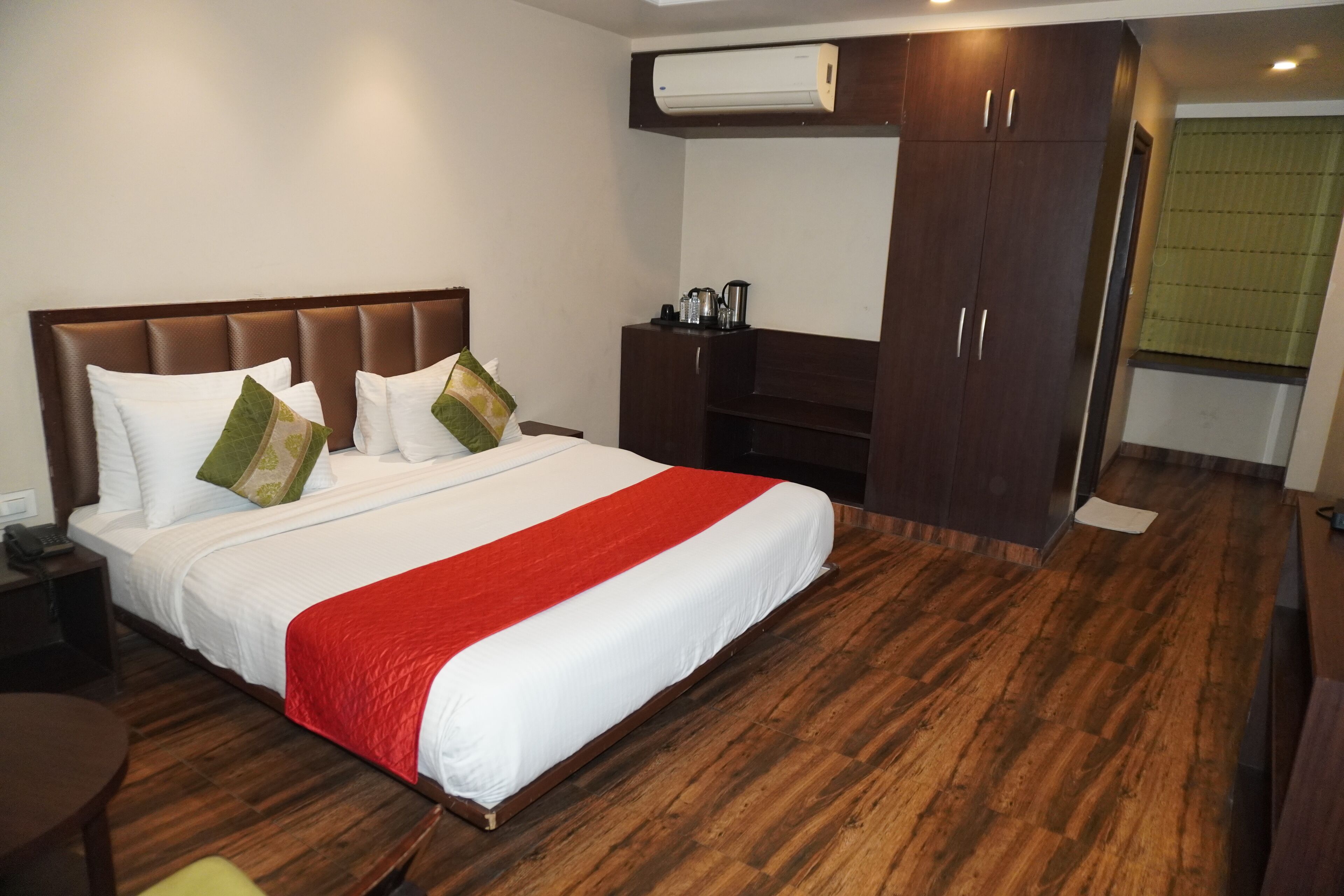 Deluxe Double Room, City View