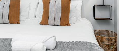 Apartment (1 Bedroom) | Interior