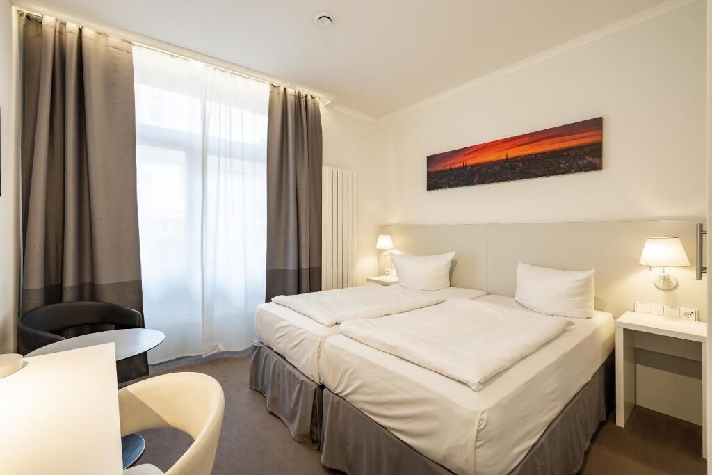 Double Room, City View | Peti besi dalam bilik, Wi-fi percuma 