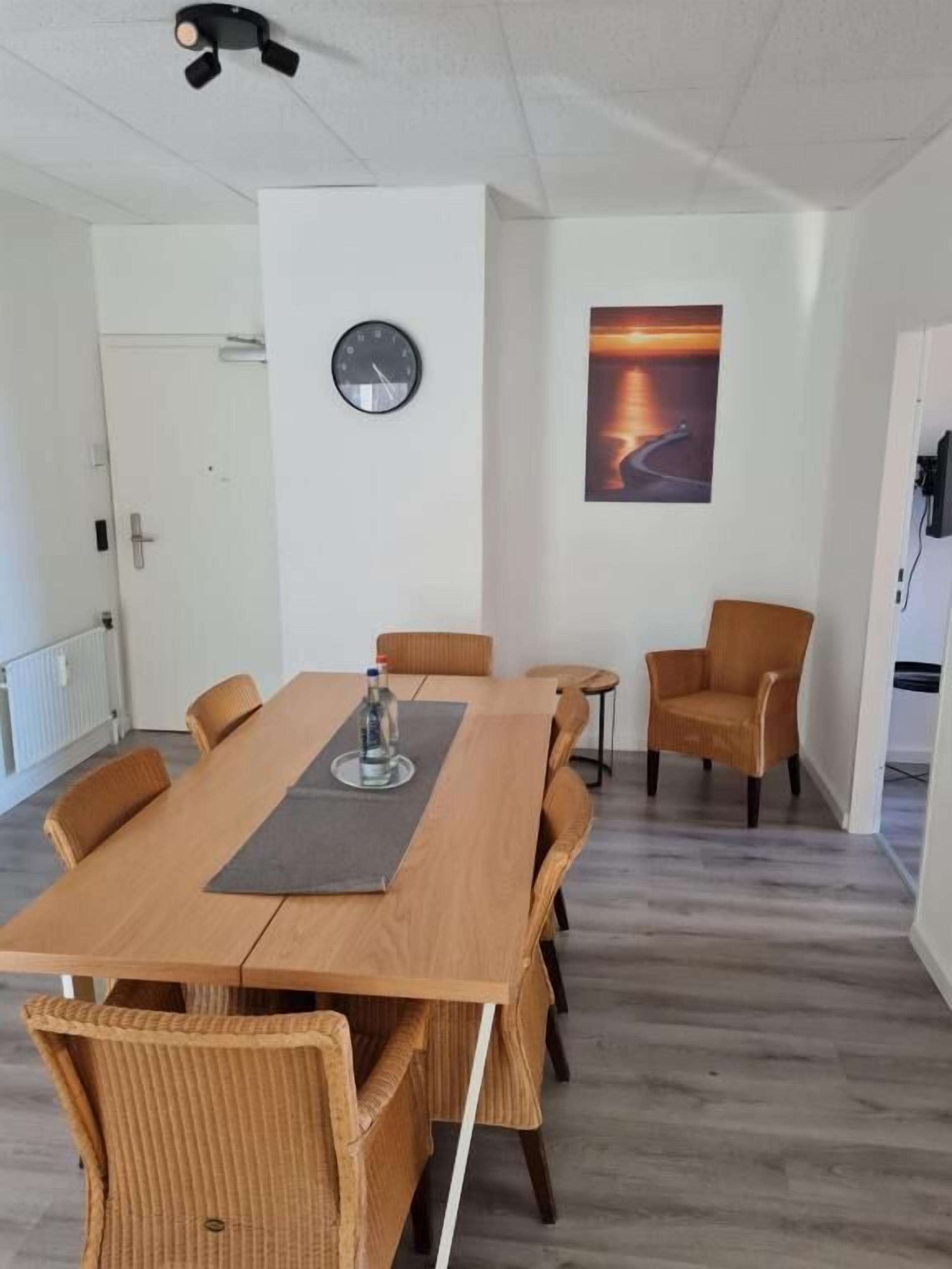 Familienzimmer, Stadtblick | Zimmersafe, kostenloses WLAN