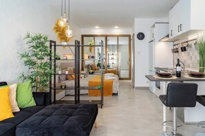 Interior - 250 meters from La Carihuela Beach, Refurbished (Torremolinos)