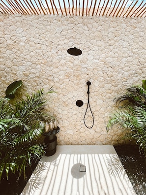 Property grounds - Stylish 1BR Pool Villa in Bingin • Minutes to Beach (Bali)