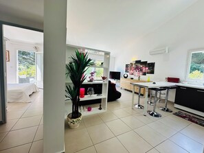 Interior - - Casa Zivvia - Beachfront (Lucciana)