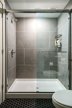 Hair dryer - Chic 2bd Flat-Victorian Village (Columbus)