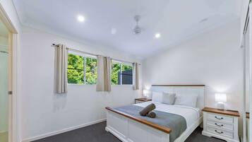 2 Schlafzimmer, Bügeleisen/Bügelbrett, WLAN, Bettwäsche