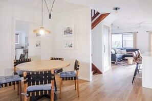 Dining - Whitsunday Wanderluxe (Cannonvale)