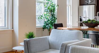 Boutique Luxury Brownstone - Short North