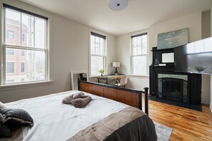 2 habitaciones, escritorio, tabla de planchar con plancha y wifi 