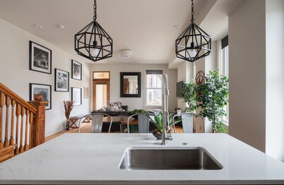 Boutique Luxury Brownstone - Short North