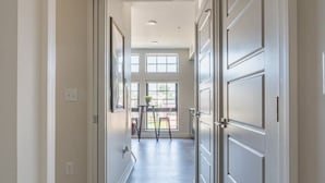 Unclassified image, 2 of 15, button - Modern Flat - Short North - Free Parking (Columbus)