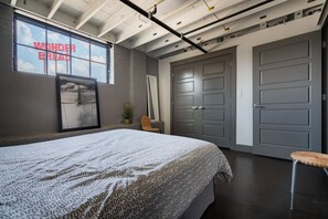 2 Schlafzimmer, Schreibtisch, Bügeleisen/Bügelbrett, WLAN