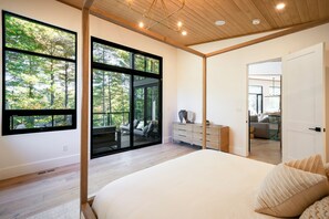 Iron/ironing board, free WiFi, bed sheets - Top Rated Muskoka - Sauna • Fireplace • Chef Kitchen (Gravenhurst)