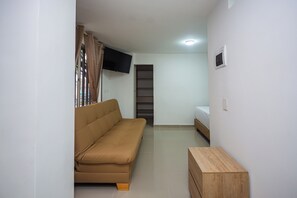 Superior Studio, City View - Apartahotel Ces (Medellin)