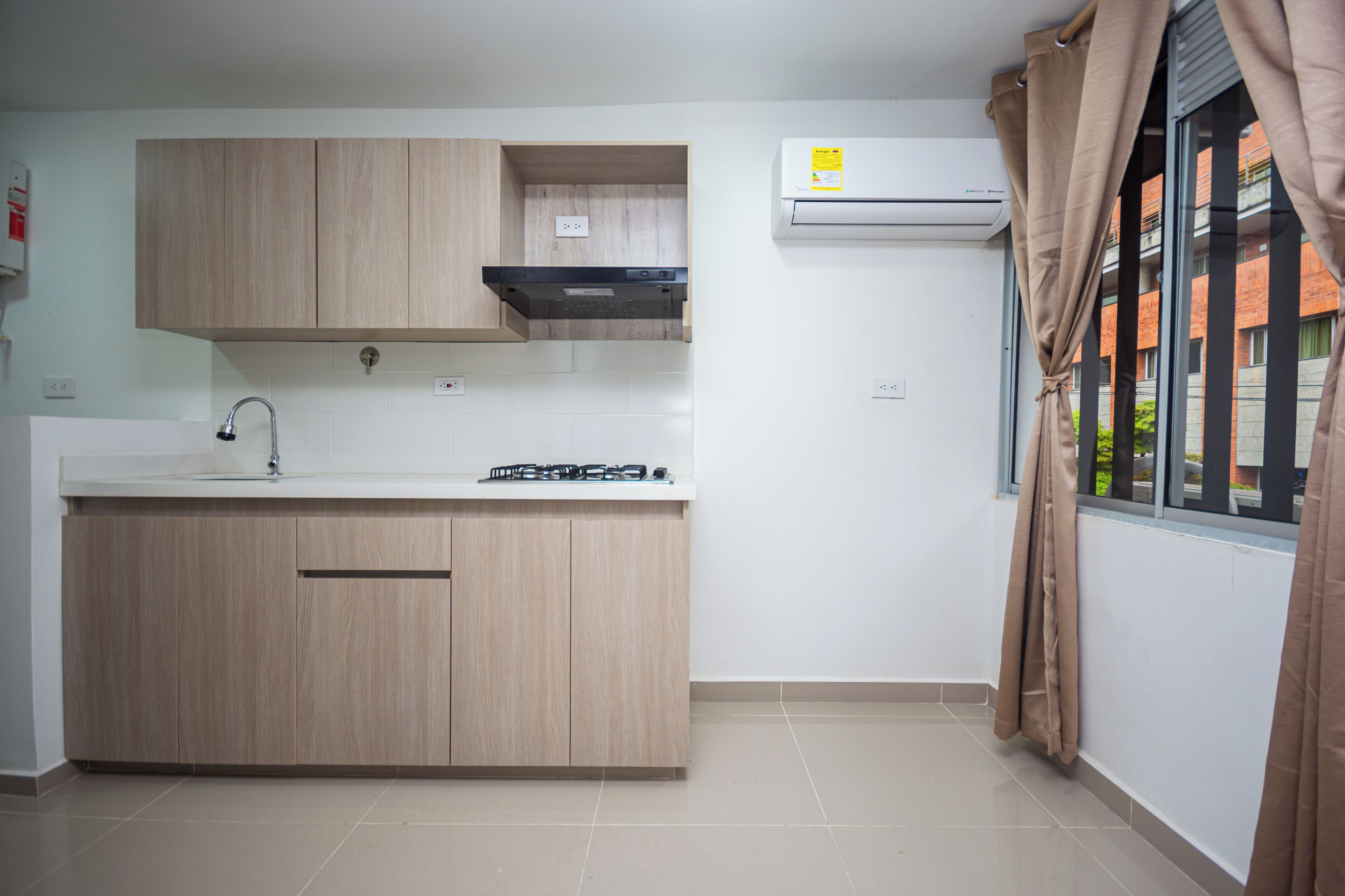 Superior Studio, City View | Private kitchen | Stovetop, dishwasher, cookware/dishes/utensils