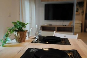 Dining - Cosy & New - Ideally located near Paris and Orly (Chevilly-Larue)