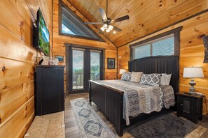 Room - Discover the perfect Gatlinburg getaway at Picadilly Perch! (Gatlinburg)