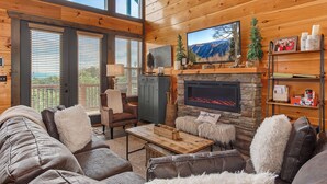Unclassified image, 5 of 45, button - Discover the perfect Gatlinburg getaway at Picadilly Perch! (Gatlinburg)