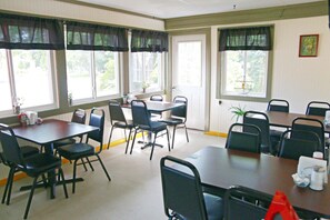 Dining - NEW! Foothills Lodge & Diner Superior Suite Sleeps 4 (Malone)