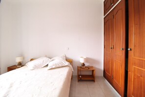 WiFi, bed sheets - Salty Sands AP. (Vila Nova de Cacela)