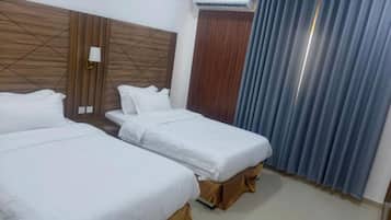 Caja de seguridad en la habitación, cortinas blackout y wifi gratis