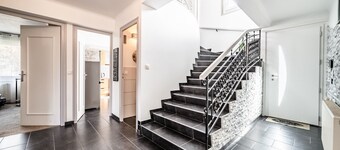 Villa L'Oranaise: Mountain View, Private Terrace & Wi-Fi