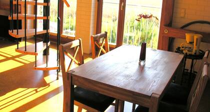 Haus Achterwiek – Vacation Apartment with Garden Access