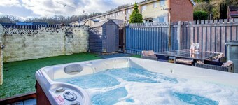 Tyle Teg - 3 Bedroom Holiday Home - Clydach