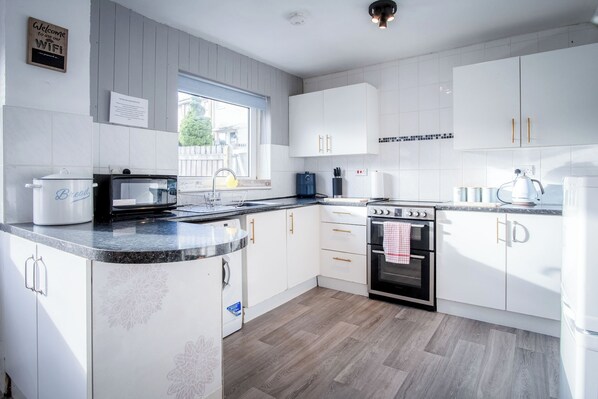 Ferienhaus (3 Bedrooms) | Eigene Küche