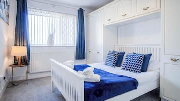 House (3 Bedrooms) | 3 bedrooms, iron/ironing board, bed sheets