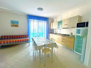 Interior - COND. PELICAN - B2 5+1 - B70A3P (Bibione Pineda)