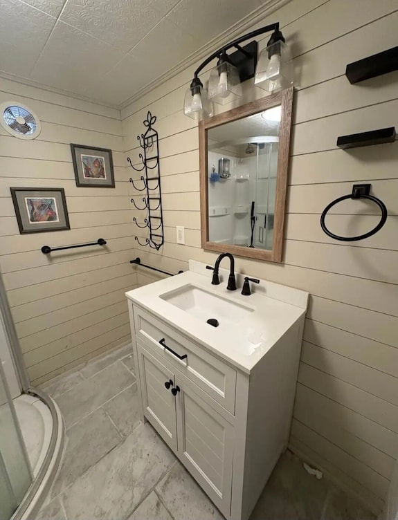 1 Bedroom Home With Central Ac And Stainless Appliances In Bradenton - Florida