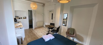 Modern Studio #3 in Historic Abbey