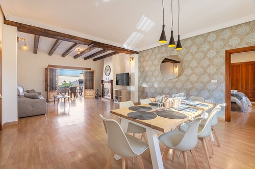 Sueños De La Vega (Ground floor villa with pool)