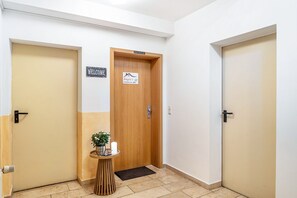 Interior - Angie's Thermal Spa Apartment with Wi-Fi (Bad Staffelstein)