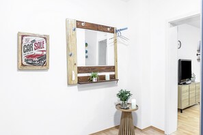 Interior - Angie's Thermal Spa Apartment with Wi-Fi (Bad Staffelstein)