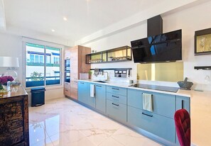Fridge, microwave, oven, stovetop - New! N&J - TERRASSE D'OR - By sea - Terrace (Niza)