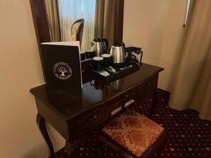 Deluxe Double Room, Balcony, Mountain View | Desk, free WiFi - Classic Inn By Radacini (Brasov)