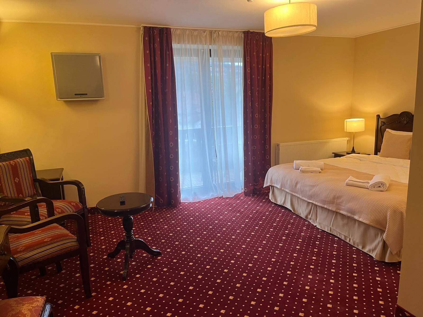 Kamar Double Deluks, balkon, pemandangan gunung | Meja kerja dan Wi-Fi gratis