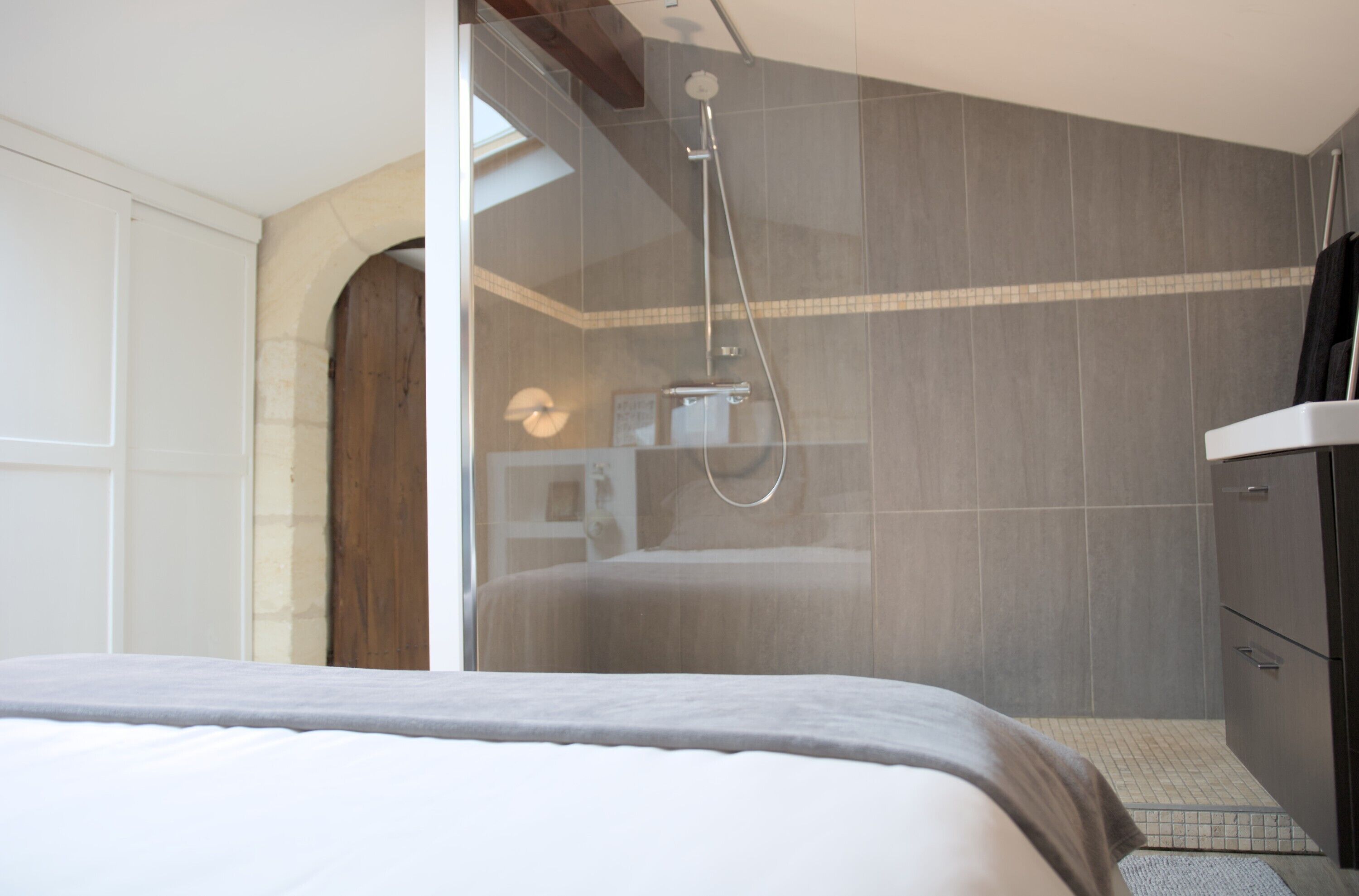 Een strijkplank/strijkijzer, wifi