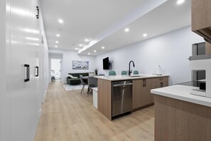 Interior - Bright/New & Spacious 3BR/2BA – Central Location (Calgary)