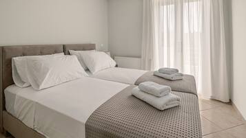 3 bedrooms, iron/ironing board, travel crib, free WiFi