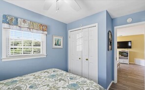 3 makuuhuonetta, vauvan matkasänky, ilmainen Wi-Fi, vuodevaatteet