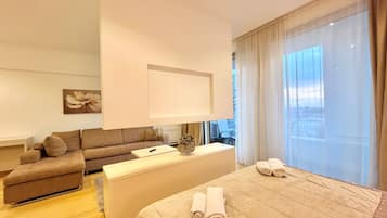 Luxury Studio, Balcony