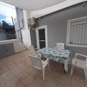 Dining - Cozy Grammatikou Home - Traditional Stay & Parking (Grammatikou)