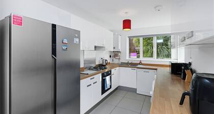 Montpellier Road 121